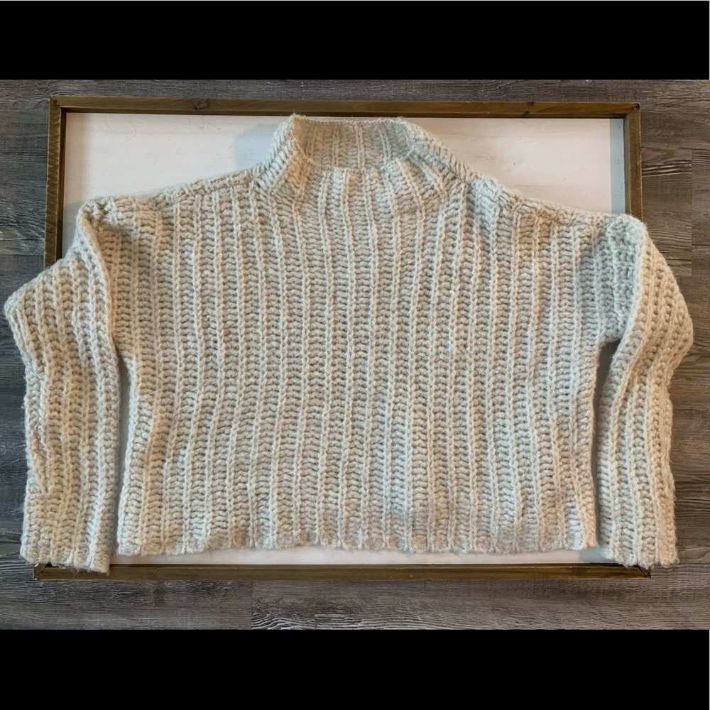 Aerie Chunky Knit Sweater